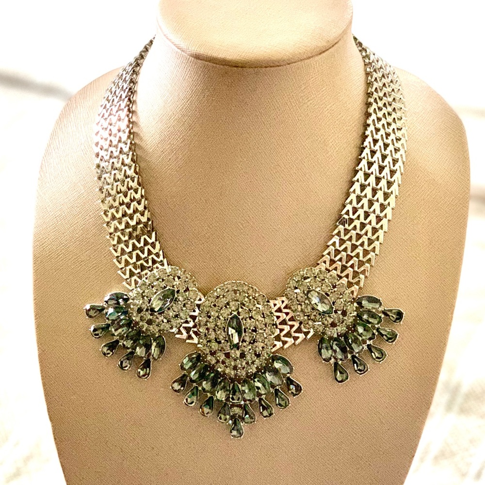 Necklace - Picture 3 of 9